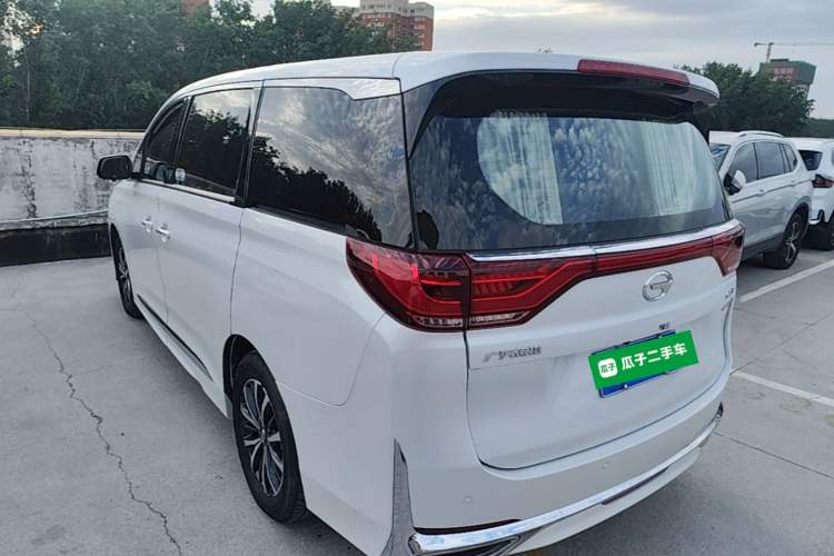 Used GAC Trumpchi M8 2023 Lingxiu Series 390T Luxury Edition Exterior 2