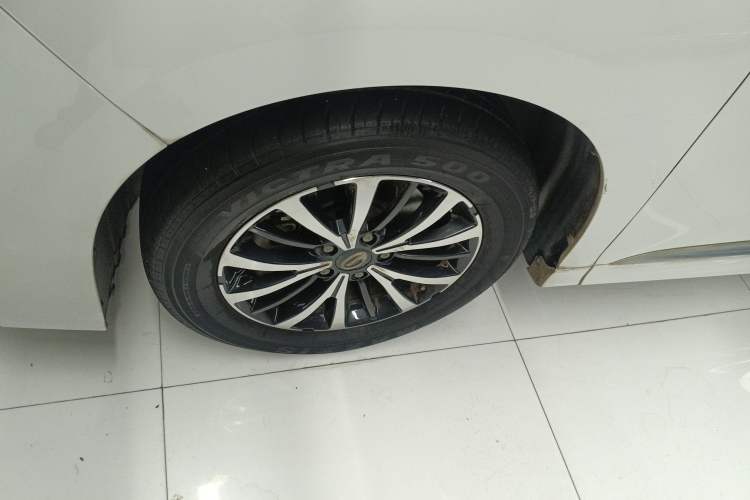 Used GAC Trumpchi M8 2023 Lingxiu Series 390T Deluxe Edition Exterior 2