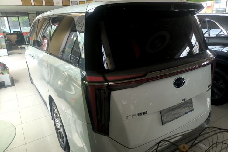 Used GAC Trumpchi M8 2023 Zongshi Series Dual-Motor YuZun Edition Exterior 2