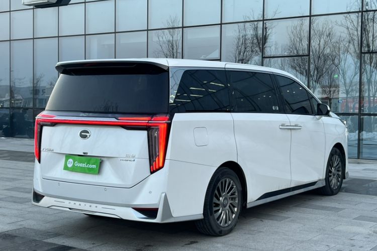 Used GAC Trumpchi M8 2023 Zongshi Series Dual-Motor Supreme Edition Exterior 2
