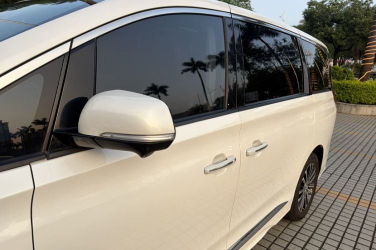 Used GAC Trumpchi M8 2023 Lingxiu Series 390T Prestige Edition Exterior 3