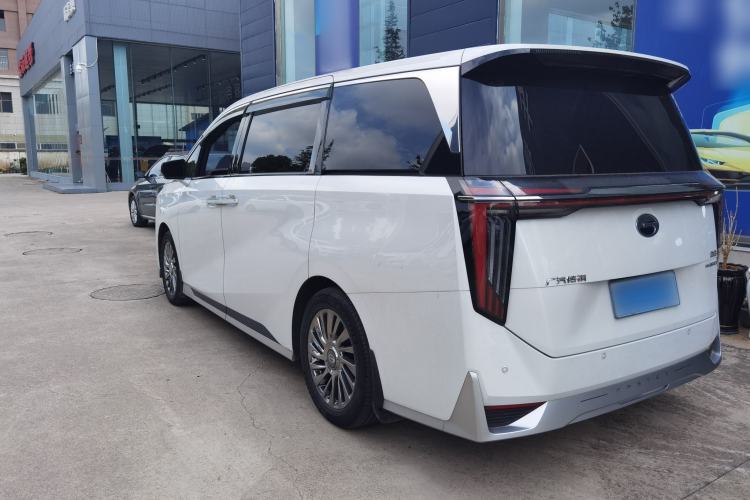 Used GAC Trumpchi M8 2023 Zongshi Series Dual-Motor Supreme Edition Exterior 3