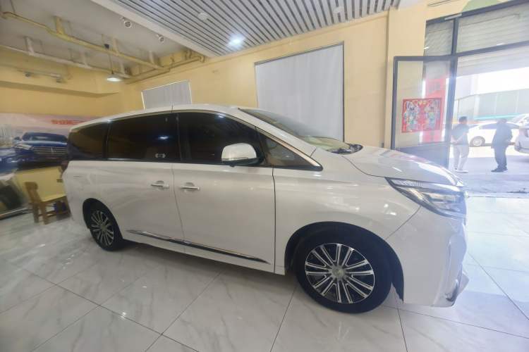 Used GAC Trumpchi M8 2023 Lingxiu Series 390T Prestige Edition Exterior 4