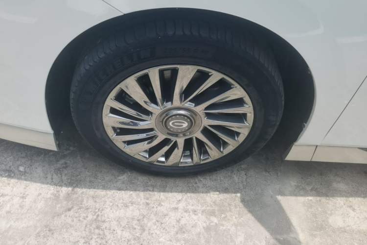 Used GAC Trumpchi M8 2023 Zongshi Series 400T Flagship Edition Exterior 4