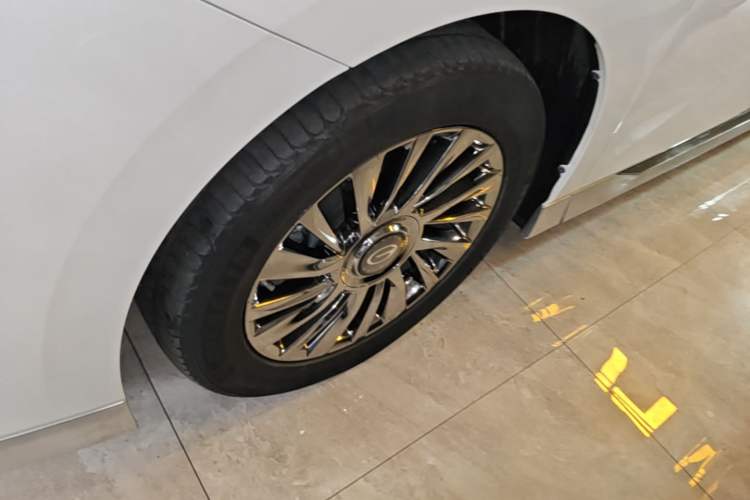 Used GAC Trumpchi M8 2023 Zongshi Series 400T Ultimate Edition Exterior 4