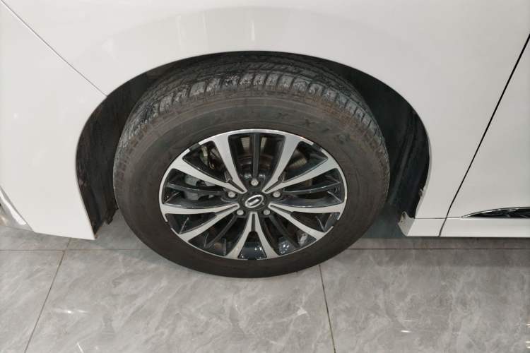 Used GAC Trumpchi M8 2023 Lingxiu Series 390T Deluxe Edition Exterior 4