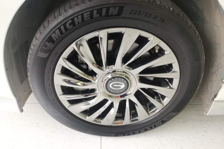 Used GAC Trumpchi M8 2023 Zongshi Series 400T Ultimate Edition Exterior 4