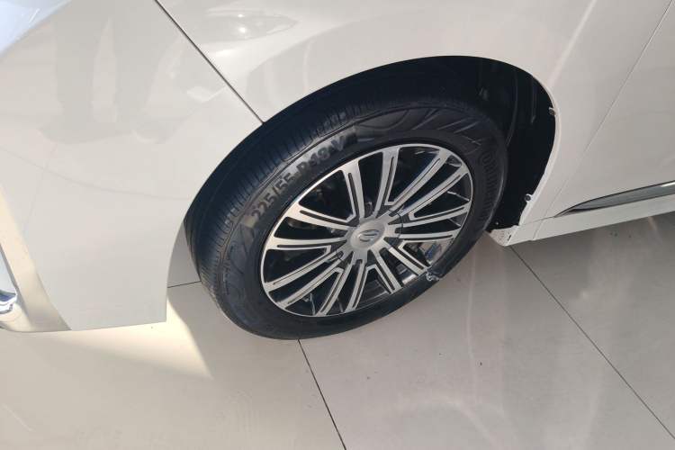Used GAC Trumpchi M8 2023 Lingxiu Series 390T Prestige Edition Exterior 4
