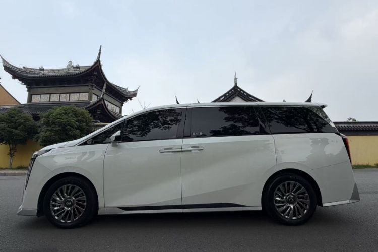 Used GAC Trumpchi M8 2023 Zongshi Series 400T Flagship Edition Exterior 4