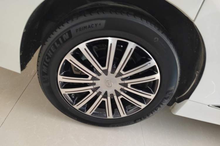 Used GAC Trumpchi M8 2023 Lingxiu Series 390T Prestige Edition Exterior 5