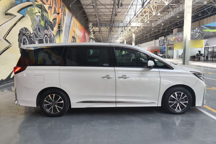 Used GAC Trumpchi M8 2023 Lingxiu Series 390T Luxury Edition Exterior 5