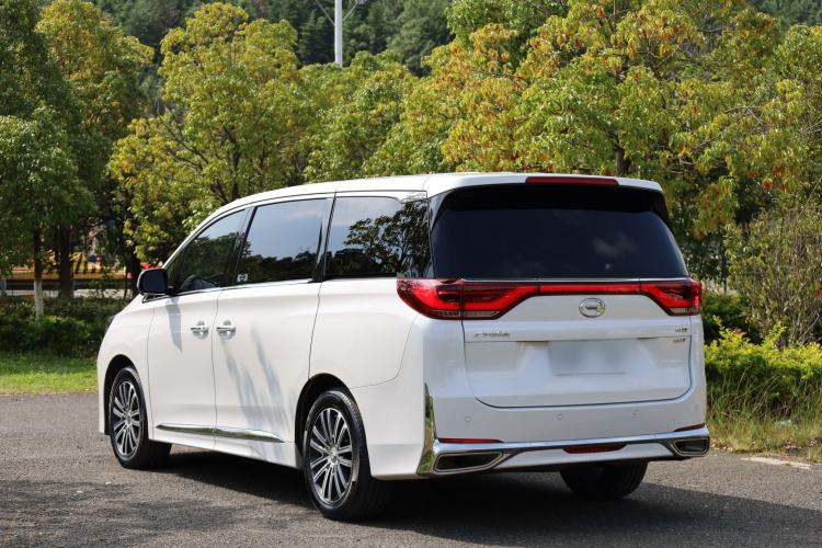 Used GAC Trumpchi M8 2023 Lingxiu Series 390T Prestige Edition Exterior 6