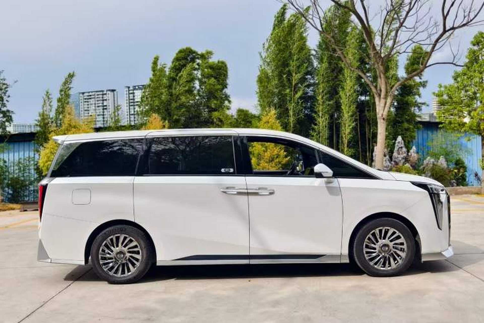 Used GAC Trumpchi M8 2023 Zongshi Series 400T Ultimate Edition Exterior 7