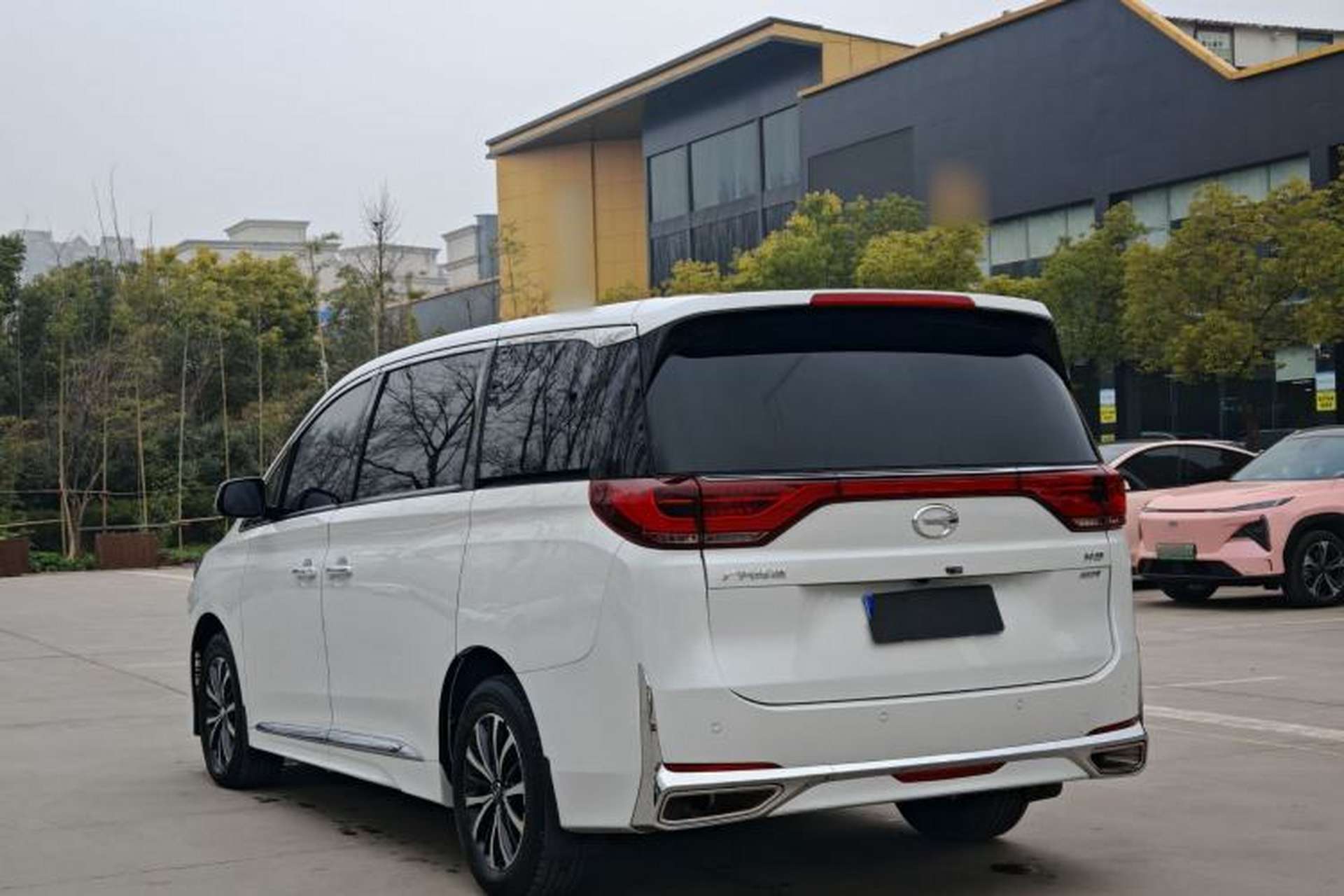 Used GAC Trumpchi M8 2023 Lingxiu Series 390T Deluxe Edition Exterior 7