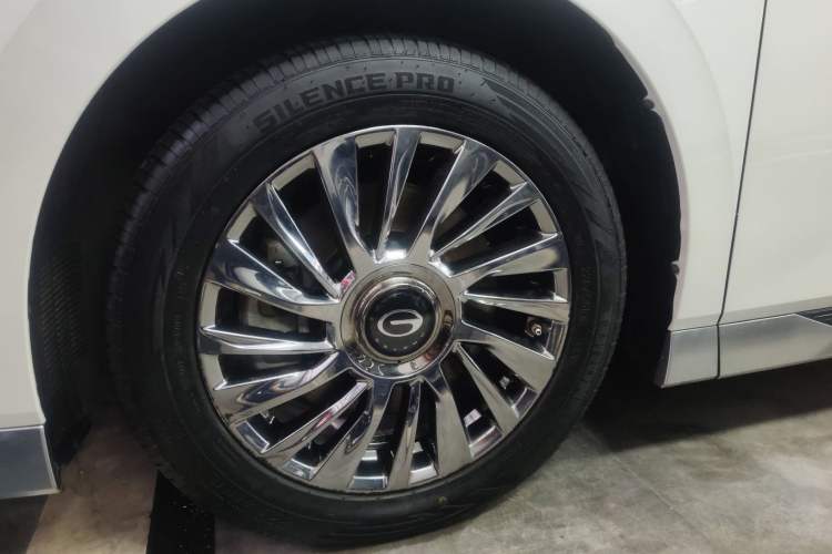Used GAC Trumpchi M8 2023 Zongshi Series Dual-Motor YuZun Edition Exterior 7