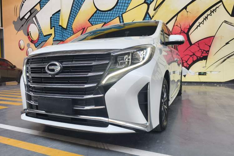 Used GAC Trumpchi M8 2023 Lingxiu Series 390T Luxury Edition Exterior 9