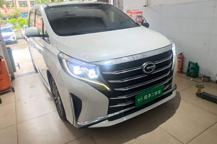 Used GAC Trumpchi M8 2023 Lingxiu Series 390T Ultimate Edition Front Right 45 Deg