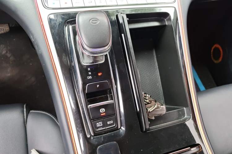 Used GAC Trumpchi M8 2023 Lingxiu Series 390T Luxury Edition Gear Lever