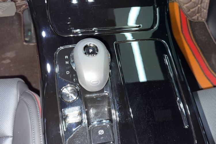 Used GAC Trumpchi M8 2023 Zongshi Series 400T Flagship Edition Gear Lever