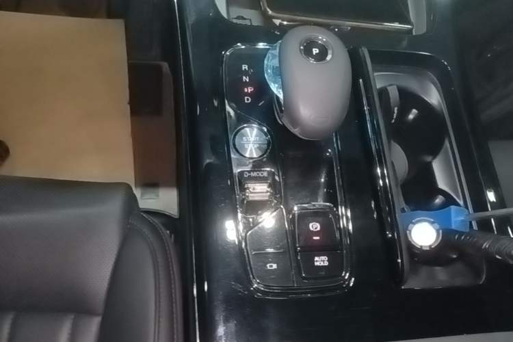 Used GAC Trumpchi M8 2023 Zongshi Series 400T Ultimate Edition Gear Lever