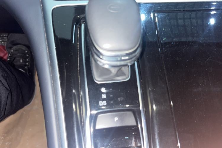 Used GAC Trumpchi M8 2023 Lingxiu Series 390T Deluxe Edition Gear Lever