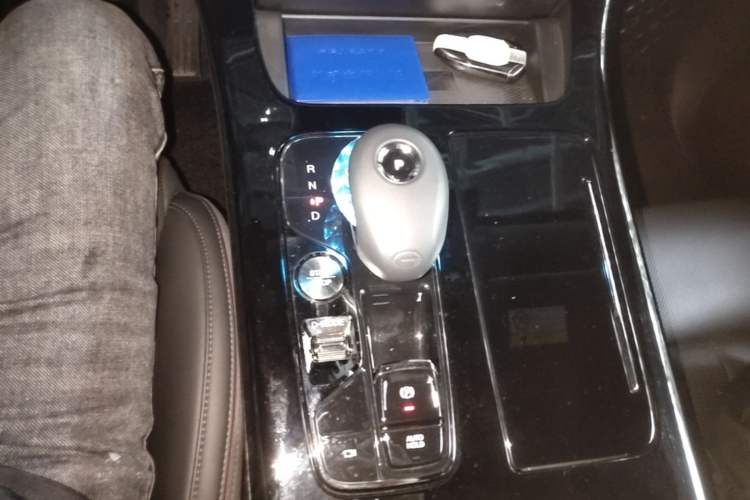 Used GAC Trumpchi M8 2023 Zongshi Series 400T Flagship Edition Gear Lever