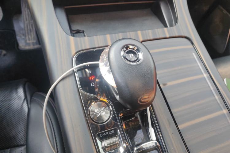 Used GAC Trumpchi M8 2023 Zongshi Series Dual-Motor Flagship Edition Gear Lever