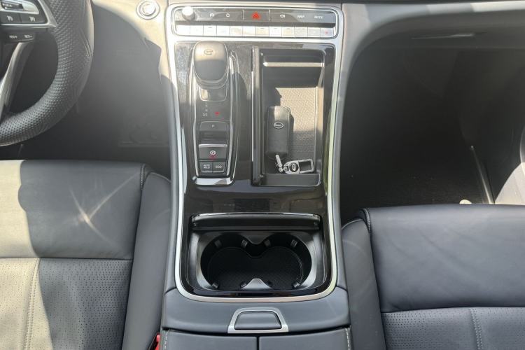 Used GAC Trumpchi M8 2023 Master Series 390T Ultimate Edition Gear Lever