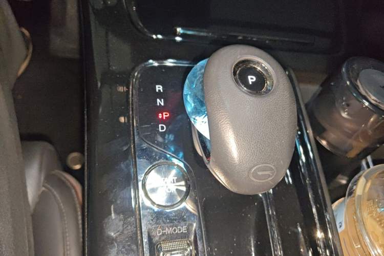 Used GAC Trumpchi M8 2023 Zongshi Series Dual-Motor YuZun Edition Gear Lever