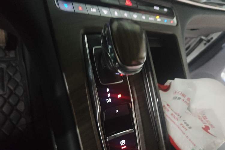 Used GAC Trumpchi M8 2023 Lingxiu Series 390T Deluxe Edition Gear Lever