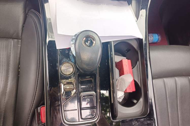 Used GAC Trumpchi M8 2023 Zongshi Series Dual-Motor Flagship Edition Gear Lever