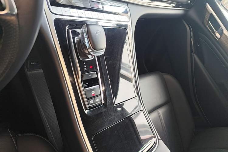 Used GAC Trumpchi M8 2023 Lingxiu Series 390T Deluxe Edition Gear Lever