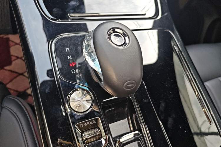 Used GAC Trumpchi M8 2023 Zongshi Series 400T Ultimate Edition Gear Lever