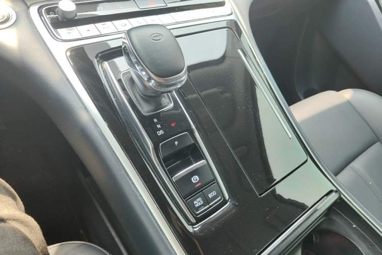 Used GAC Trumpchi M8 2023 Lingxiu Series 390T Prestige Edition Gear Lever