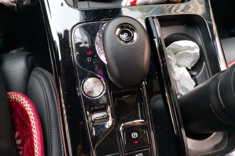 Used GAC Trumpchi M8 2023 Zongshi Series 400T Ultimate Edition Gear Lever