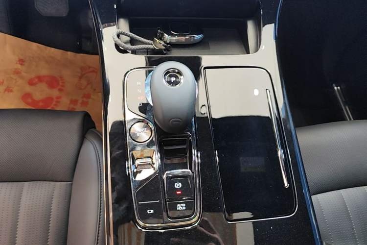Used GAC Trumpchi M8 2023 Zongshi Series Dual-Motor Flagship Edition Gear Lever
