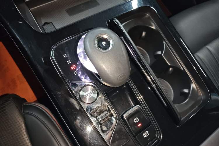 Used GAC Trumpchi M8 2023 Zongshi Series Dual-Motor Supreme Edition Gear Lever