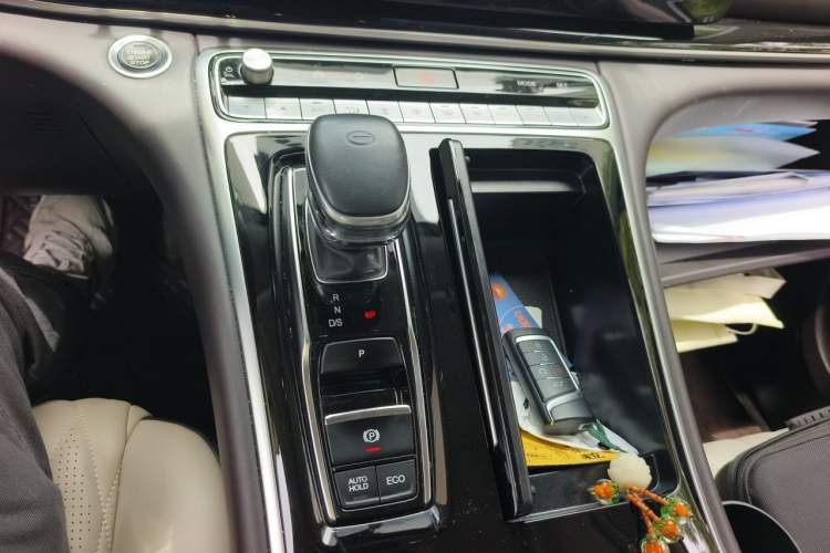 Used GAC Trumpchi M8 2023 Lingxiu Series 390T Luxury Edition Gear Lever