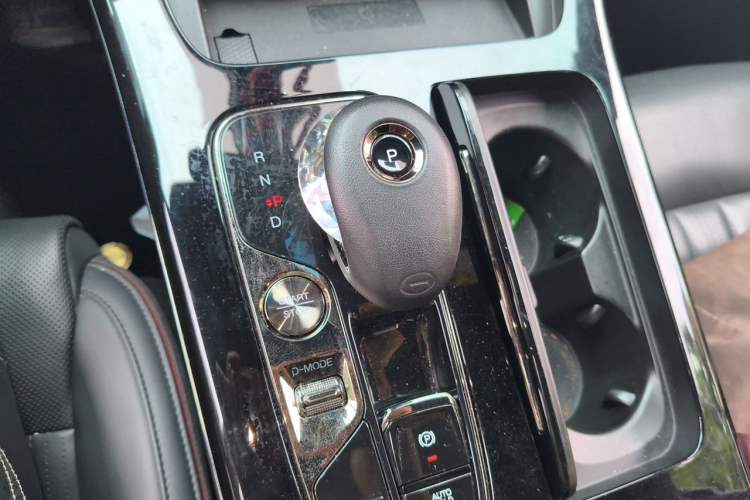 Used GAC Trumpchi M8 2023 Zongshi Series Dual-Motor Supreme Edition Gear Lever