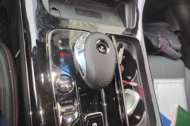 Used GAC Trumpchi M8 2023 Zongshi Series 400T Ultimate Edition Gear Lever