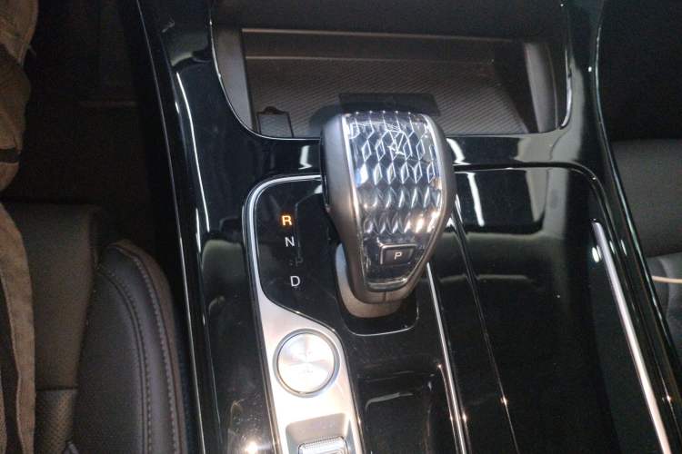 Used GAC Trumpchi M8 2023 Zongshi Series 400T Ultimate Edition Gear Lever