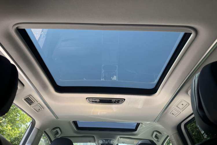 Used GAC Trumpchi M8 2023 Master Series 390T Ultimate Edition Headliner