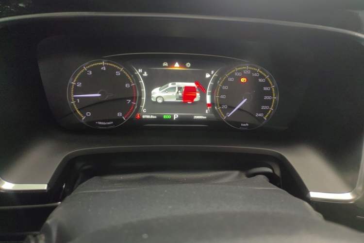 Used GAC Trumpchi M8 2023 Lingxiu Series 390T Deluxe Edition Instrument Cluster