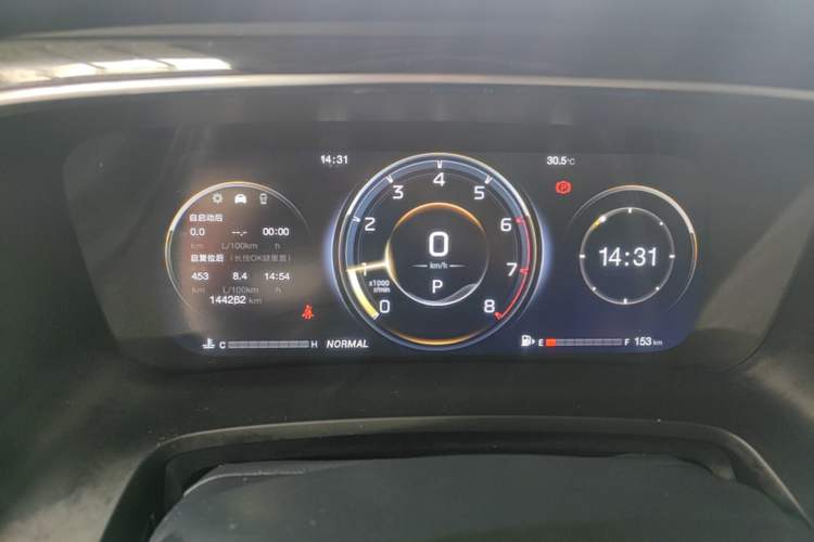 Used GAC Trumpchi M8 2023 Lingxiu Series 390T Prestige Edition Instrument Cluster