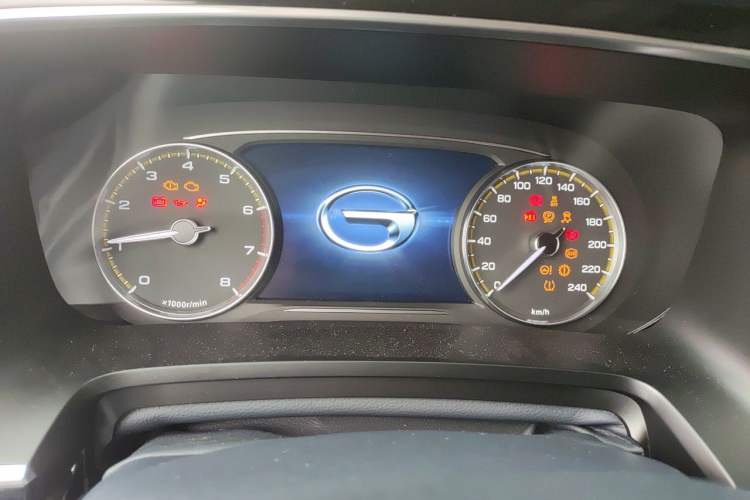Used GAC Trumpchi M8 2023 Lingxiu Series 390T Deluxe Edition Instrument Cluster