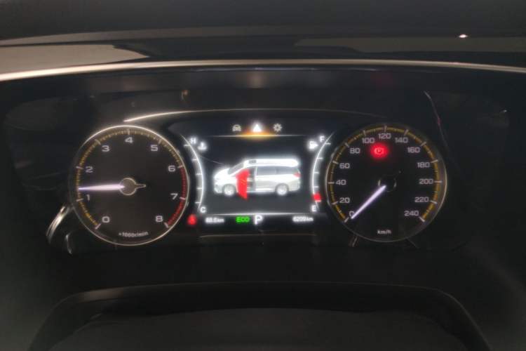 Used GAC Trumpchi M8 2023 Lingxiu Series 390T Deluxe Edition Instrument Cluster