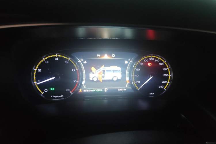 Used GAC Trumpchi M8 2023 Lingxiu Series 390T Deluxe Edition Instrument Cluster