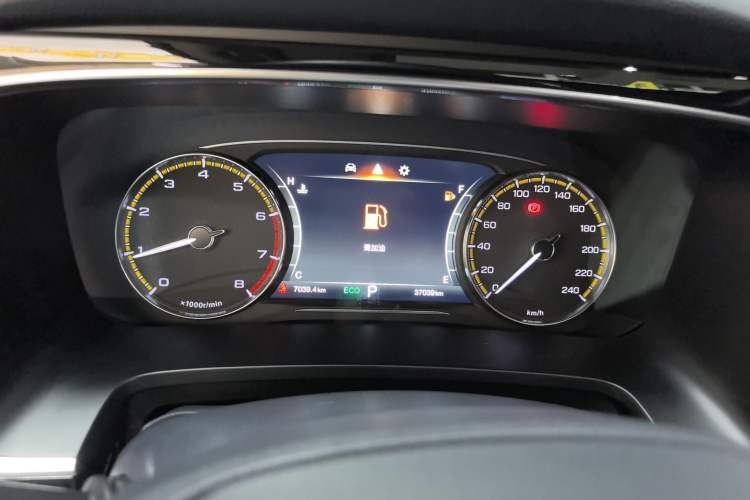 Used GAC Trumpchi M8 2023 Lingxiu Series 390T Deluxe Edition Instrument Cluster