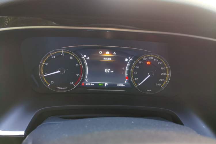 Used GAC Trumpchi M8 2023 Lingxiu Series 390T Deluxe Edition Instrument Cluster