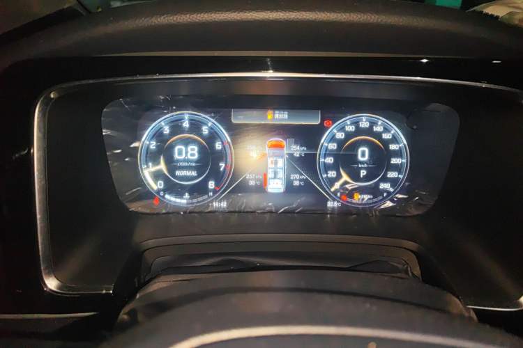 Used GAC Trumpchi M8 2023 Lingxiu Series 390T Ultimate Edition Instrument Cluster